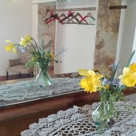 Casa La Rondine Дом отдыха Bucine