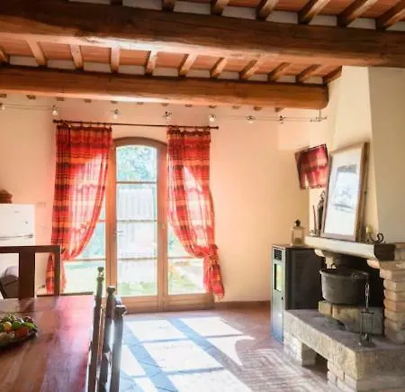 Casa La Rondine * Bucine